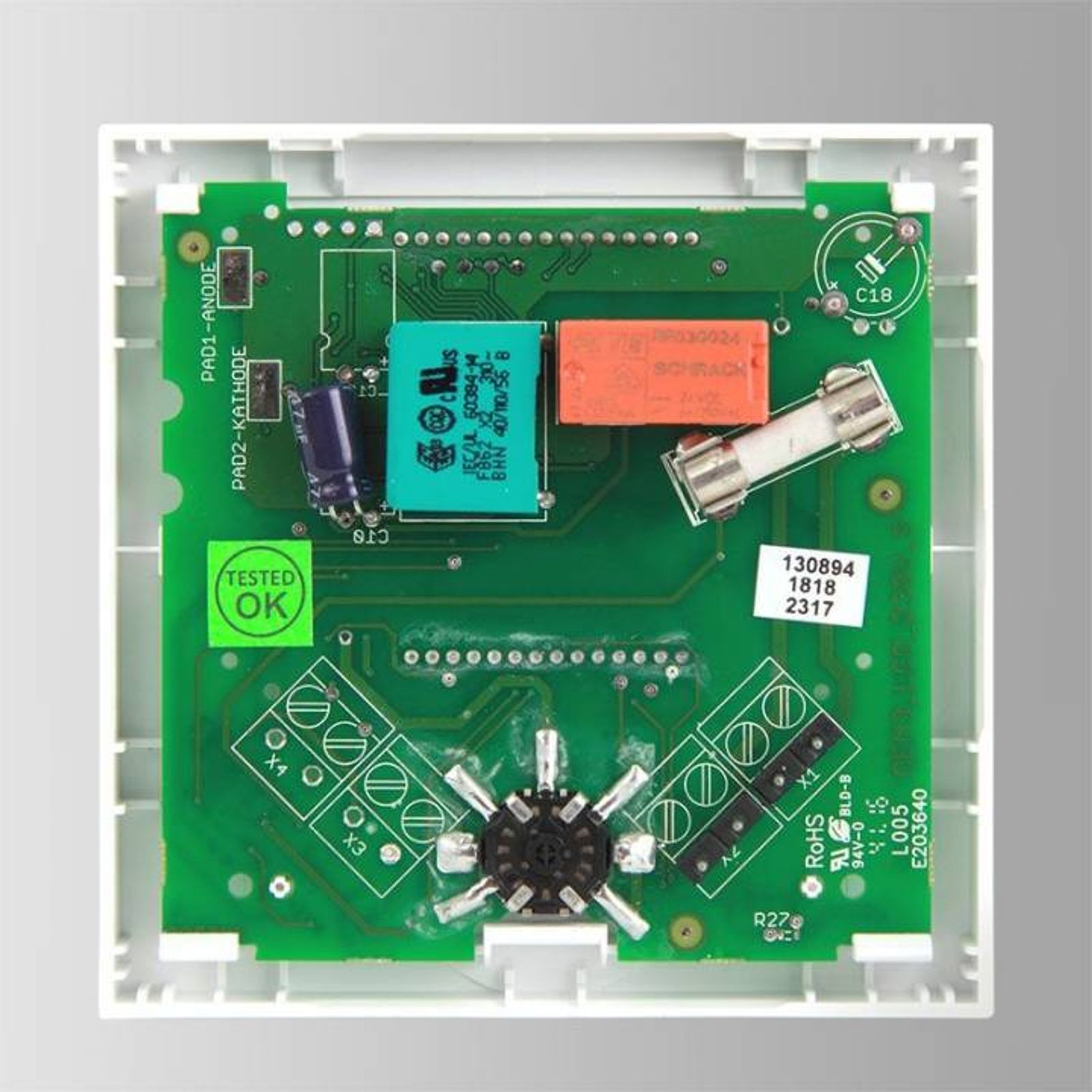 Alpha Regler direct Standard LCD 230 V mit Designscheibe